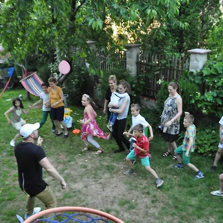 Family Bansko ホテル 2*